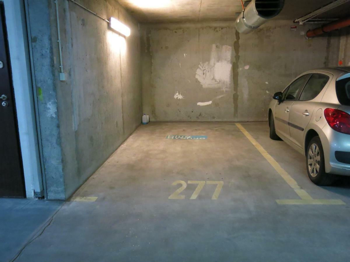 Apart. Grabiszynska - Parking Included Вроцлав Екстериор снимка